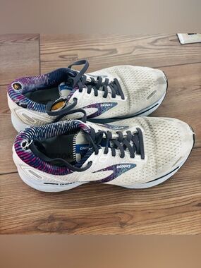 Brooks Ghost 14 size 8.5 USED